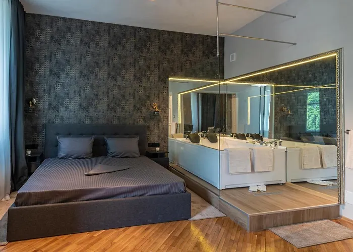 Luxury Vitosha Apartment