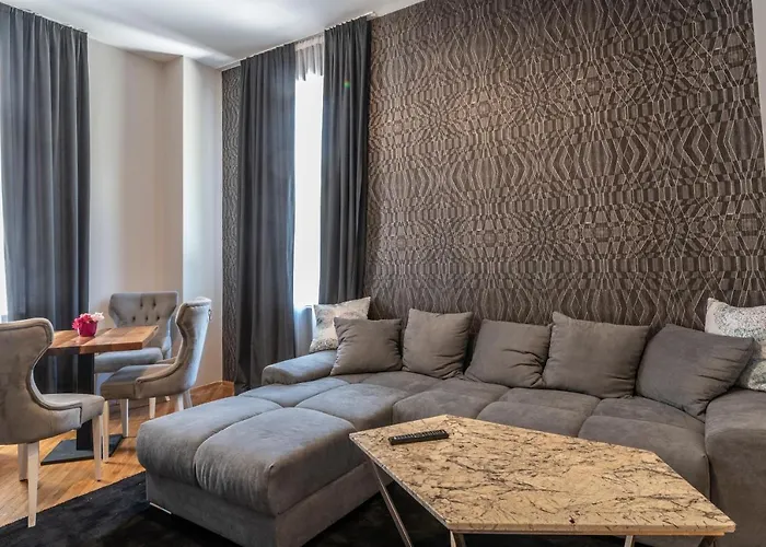 Luxury Vitosha Apartment